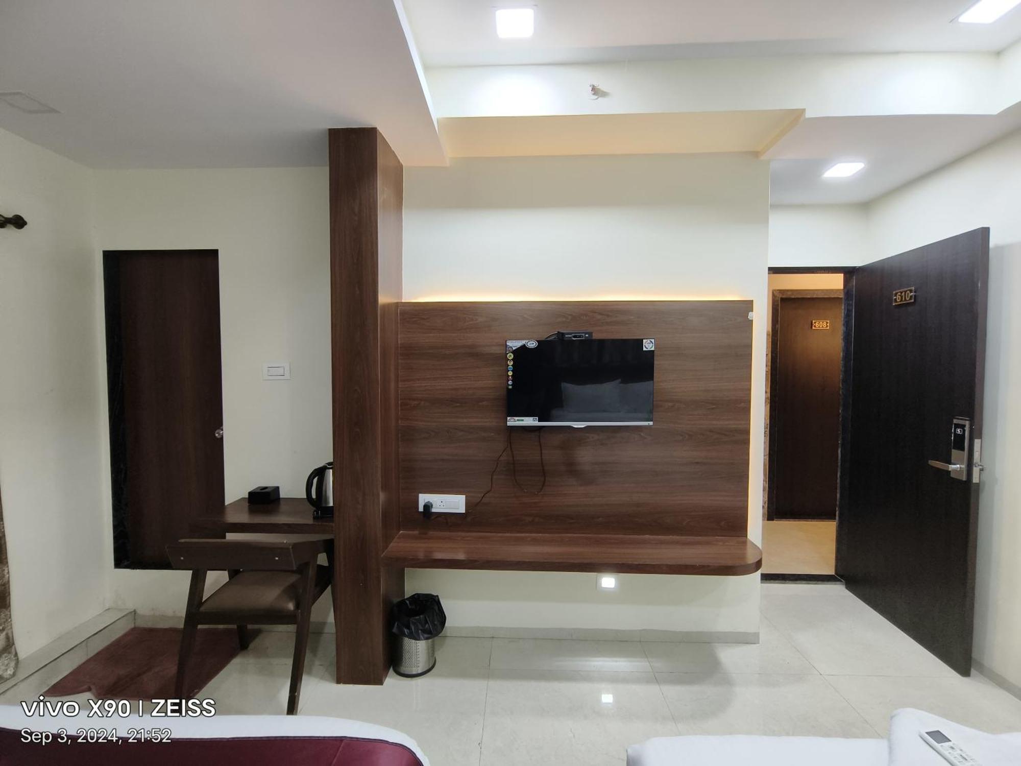 Hotel Victoria Palace - South Mumbai, Mumbai